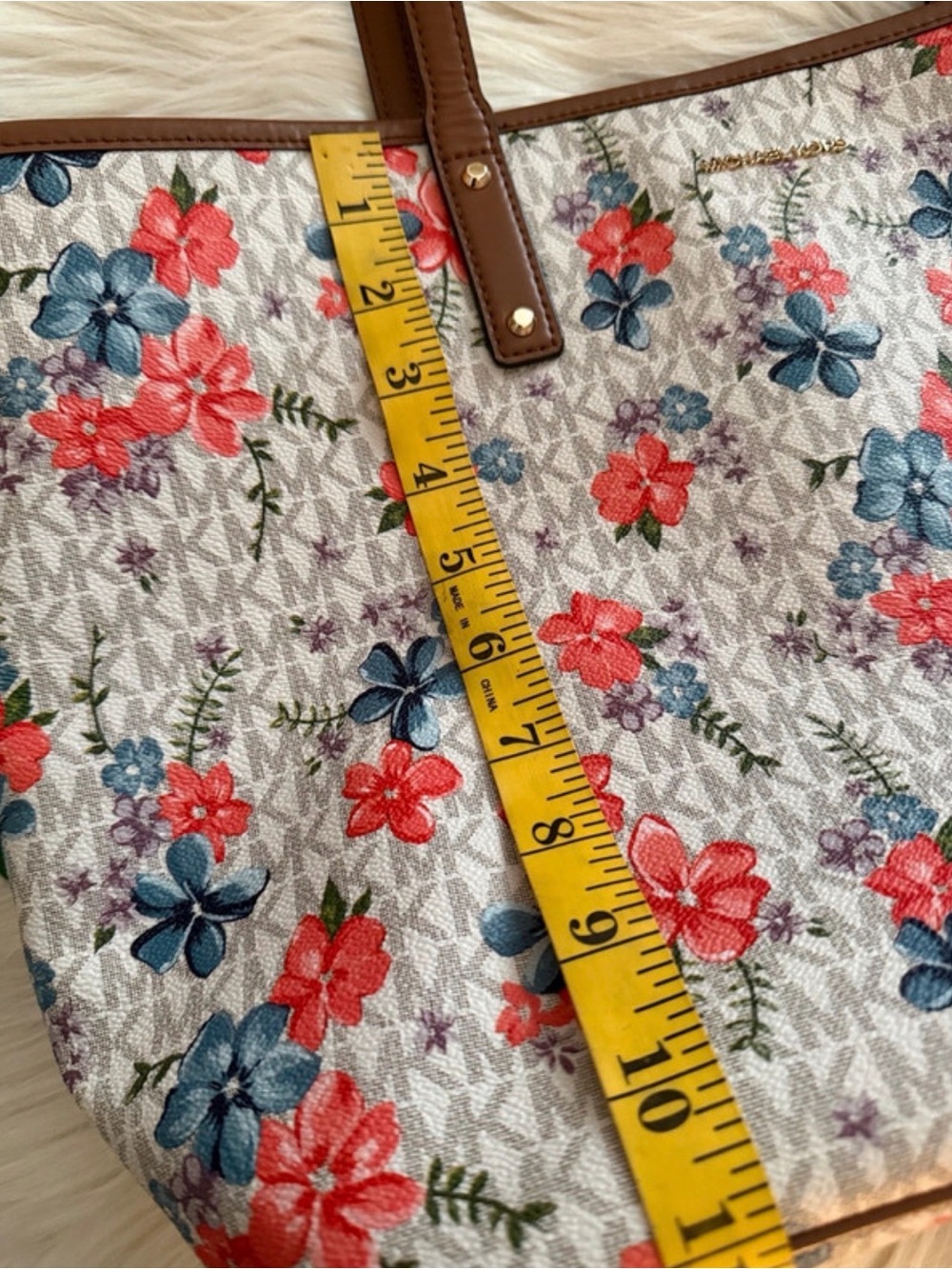 Michael Kors White Floral Tote with Coral & Blue Flowers - Picture 4 of 9